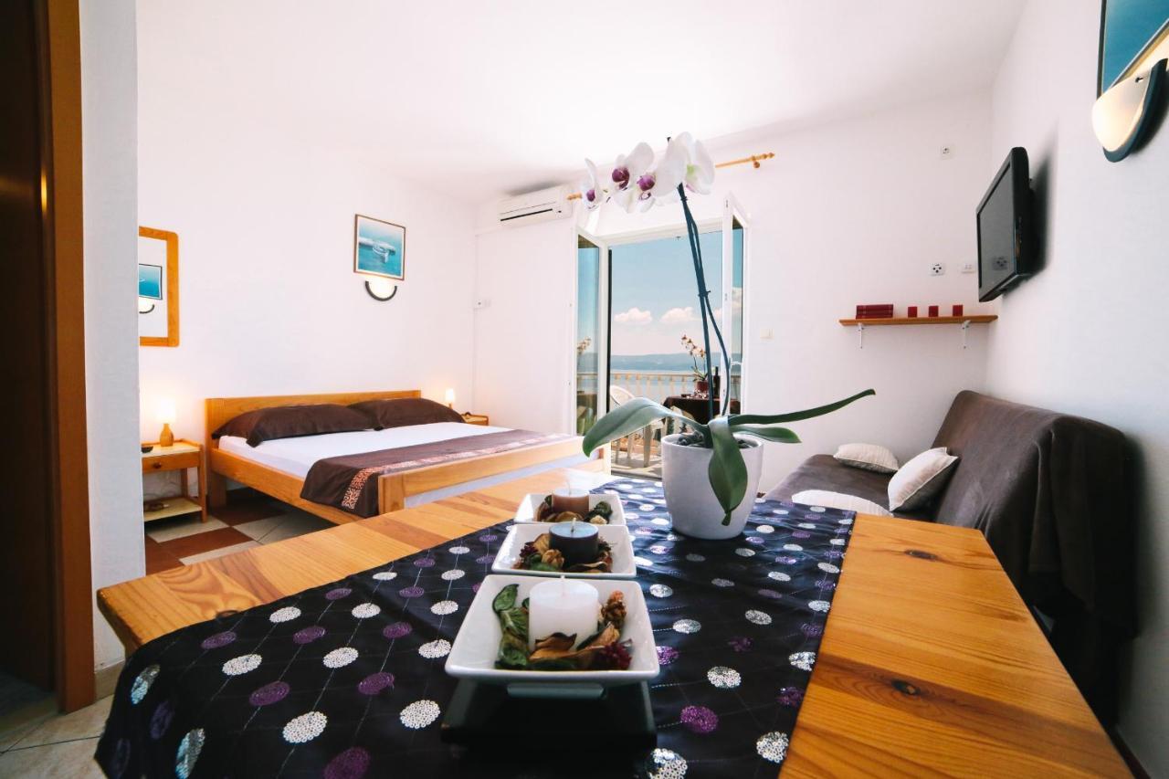 אומיס Villa Brigita מראה חיצוני תמונה