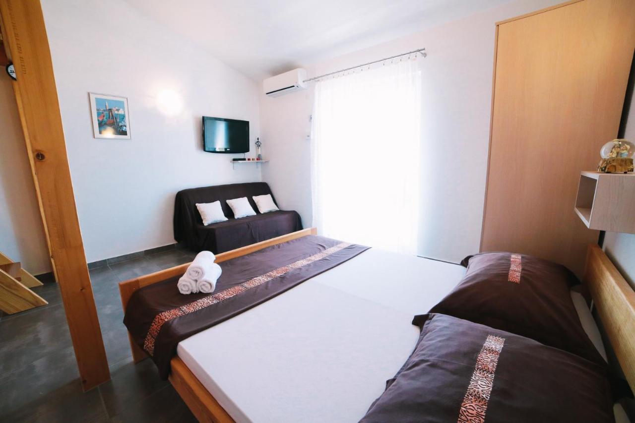 אומיס Villa Brigita מראה חיצוני תמונה