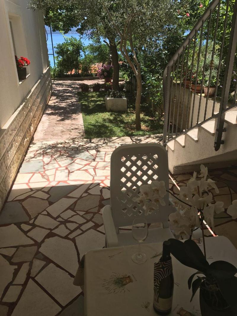 אומיס Villa Brigita מראה חיצוני תמונה