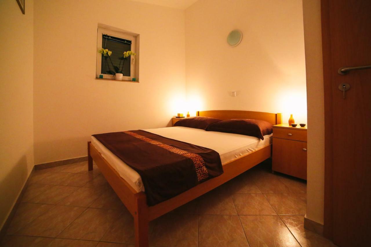 אומיס Villa Brigita מראה חיצוני תמונה