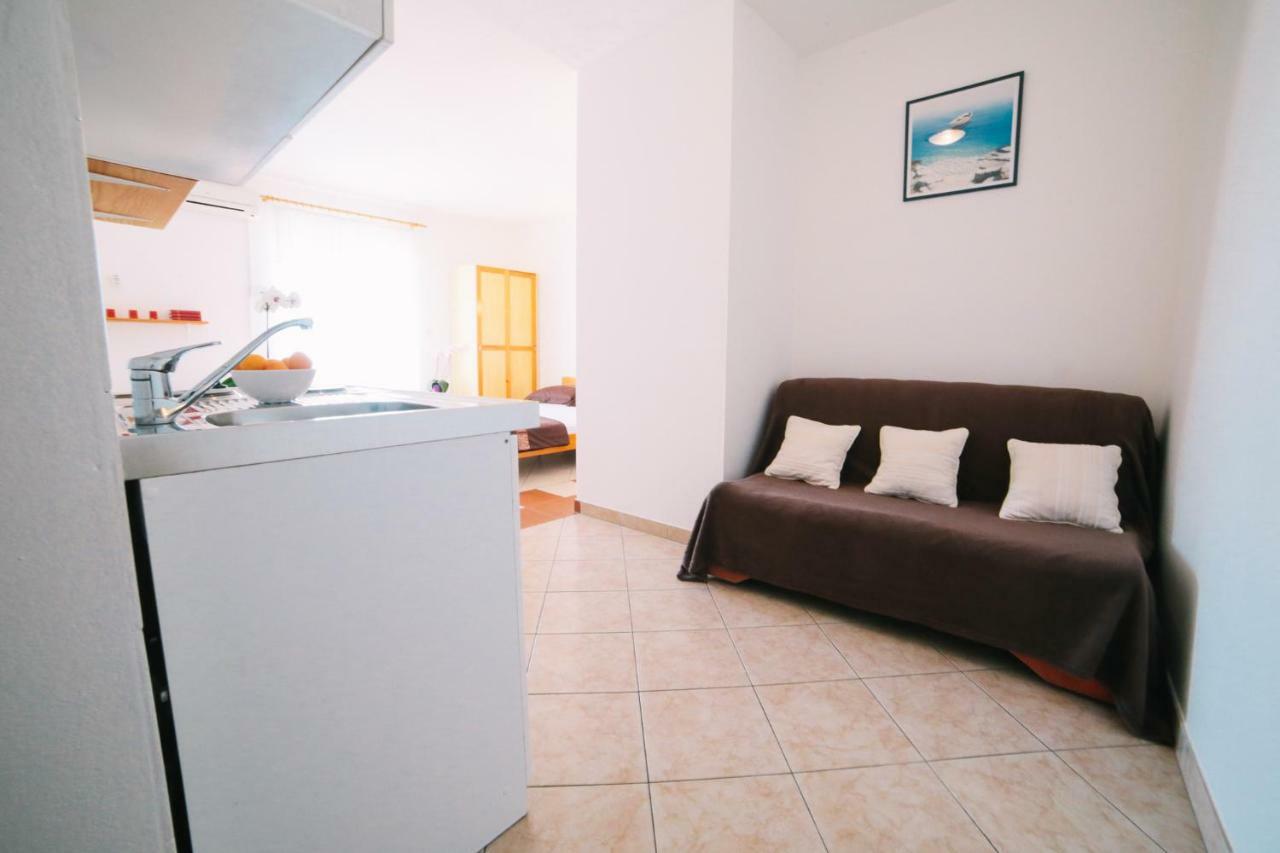 אומיס Villa Brigita מראה חיצוני תמונה